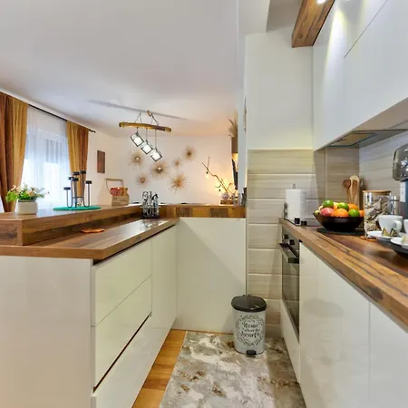 Opera Lux Apartman Zlatibor