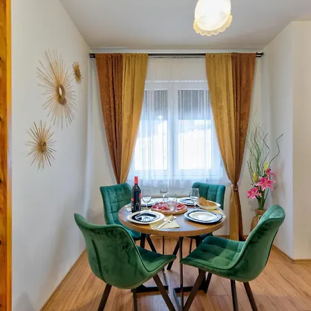 Opera Lux * זלאטיבור